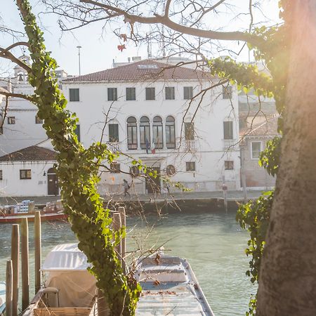 Casa Sant'Andrea Bed & Breakfast Venesia Bagian luar foto