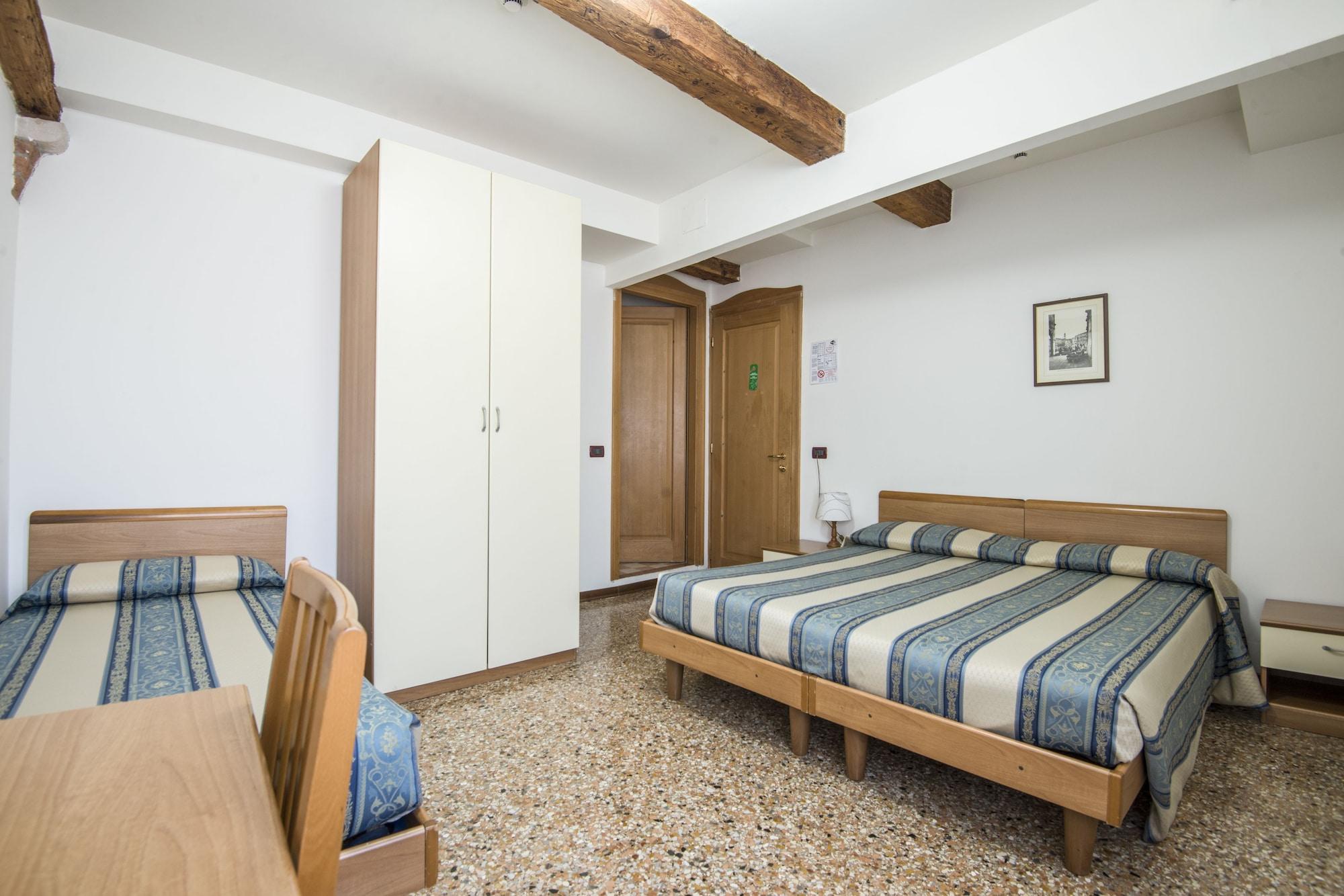Casa Sant'Andrea Bed & Breakfast Venesia Bagian luar foto